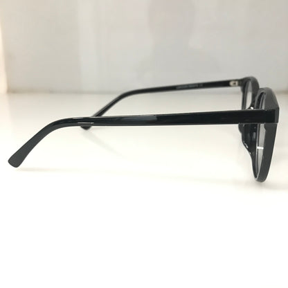 Cat eye shaped glasses in solid black color