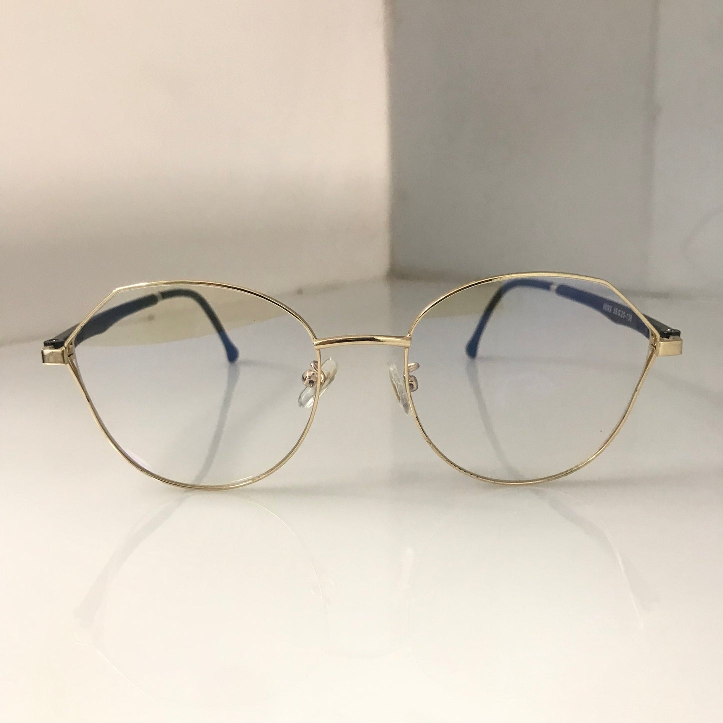 Beautiful cat eye glasses with metal frame