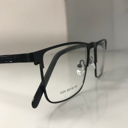 Full rim metallic rectangular frame