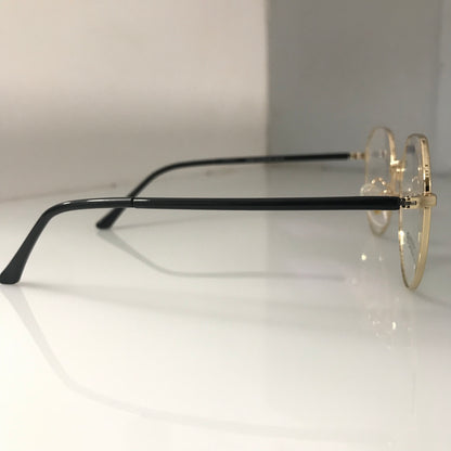 Golden full rim glasses with comfortable temples